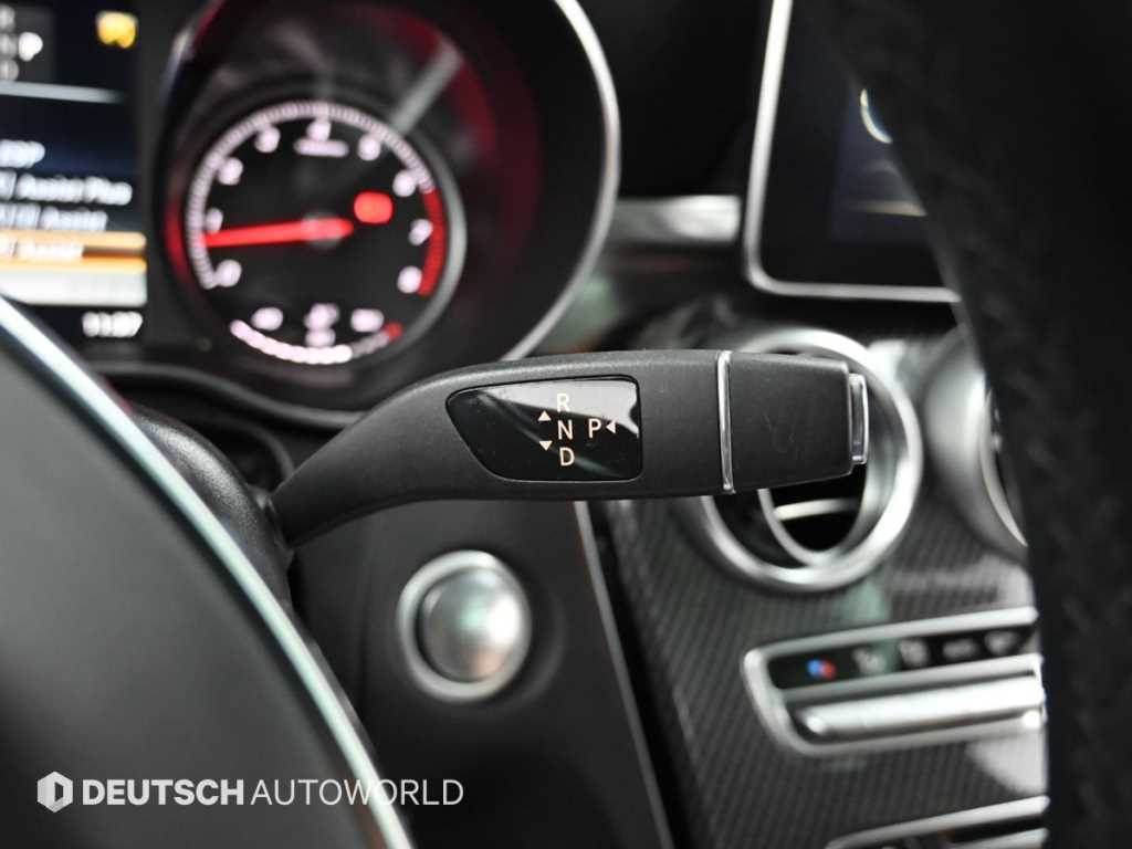 Mercedes Benz C Class - Vista 9