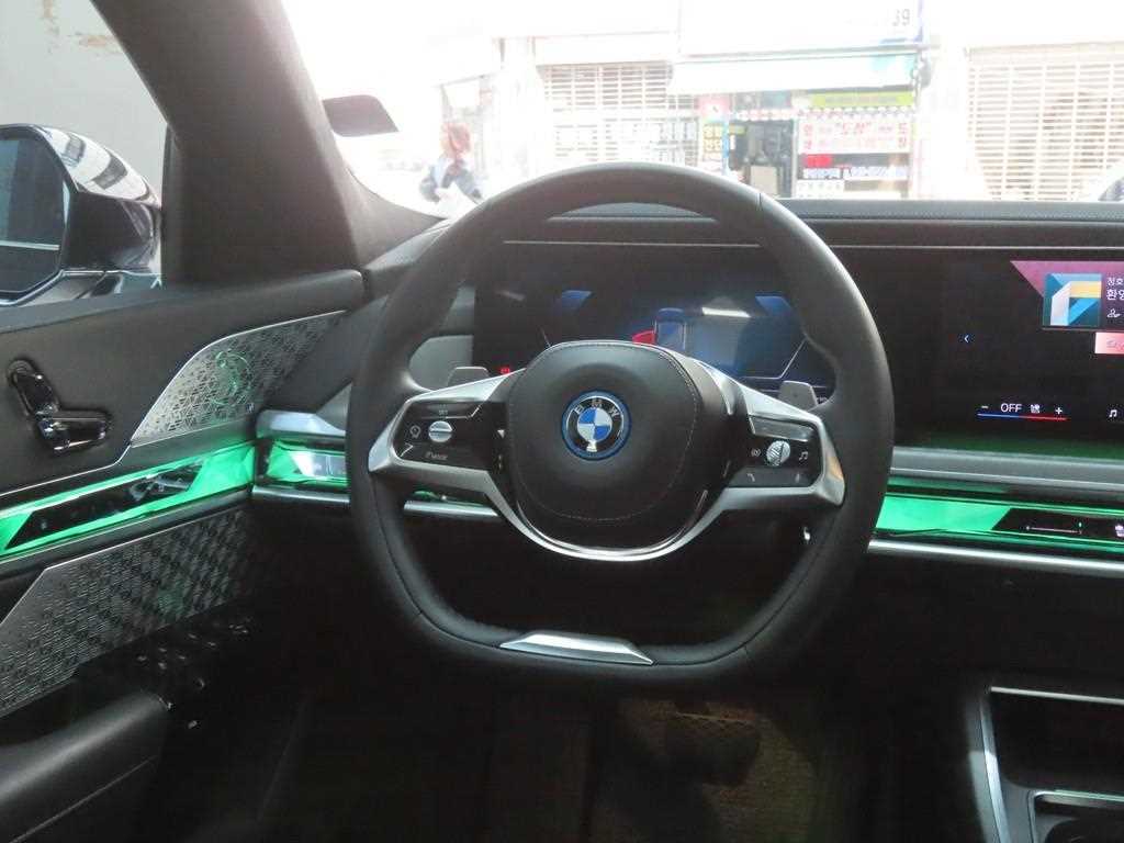 BMW 7 Series 2023 Negro - Importación desde Corea - HF Imports Iquique - Foto 17