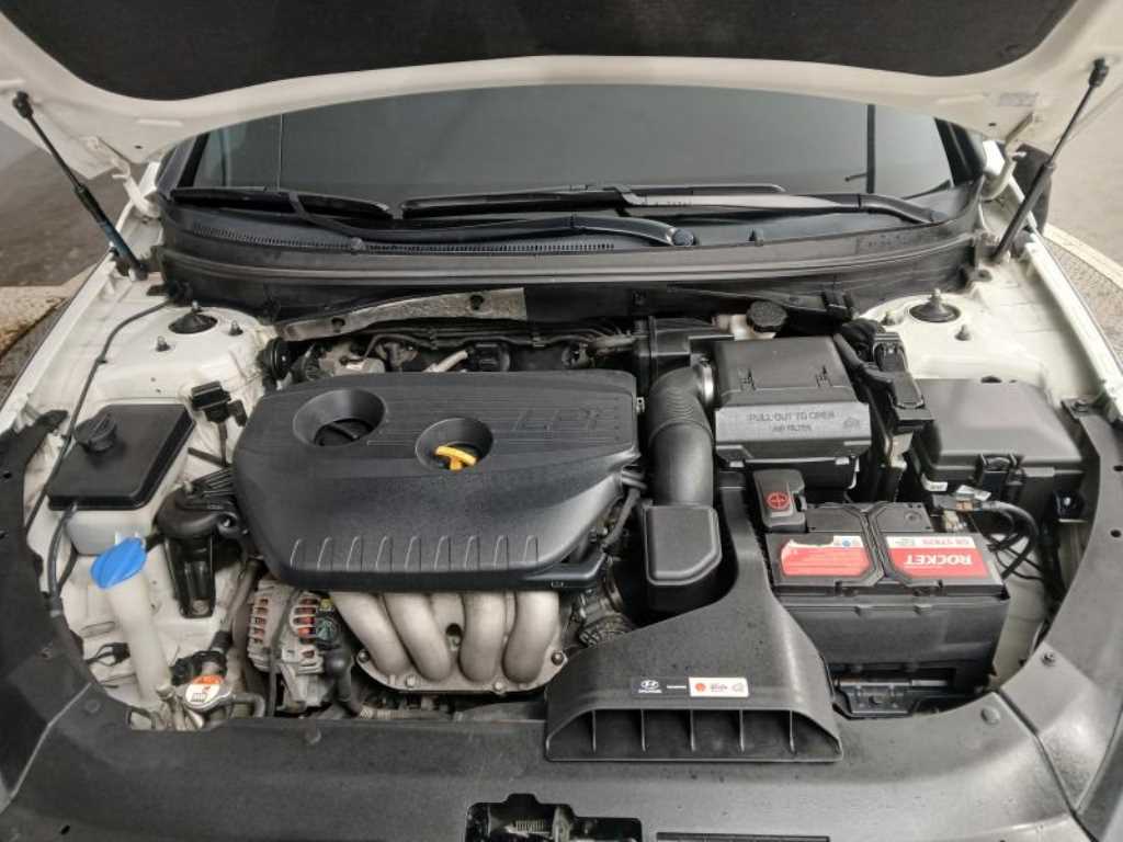 HYUNDAI Sonata 2018 Blanco - Importación desde Corea - HF Imports Iquique - Foto 18