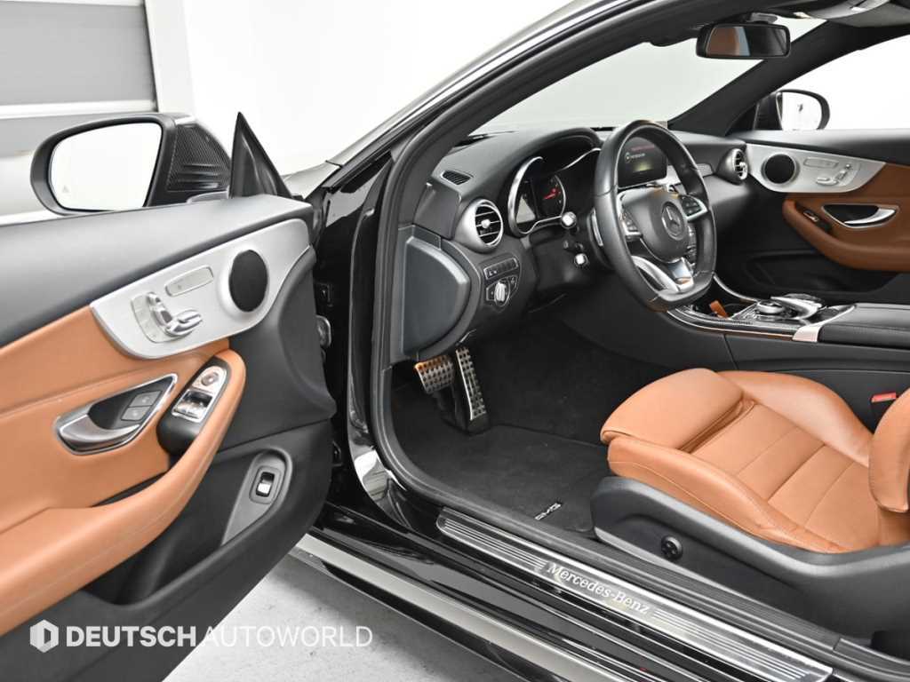 Mercedes Benz C Class - Vista 11