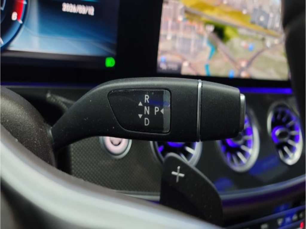 Mercedes Benz CLS Class - Vista 10