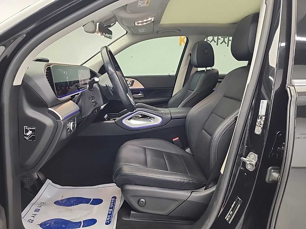 Mercedes Benz GLE Class - Vista 11