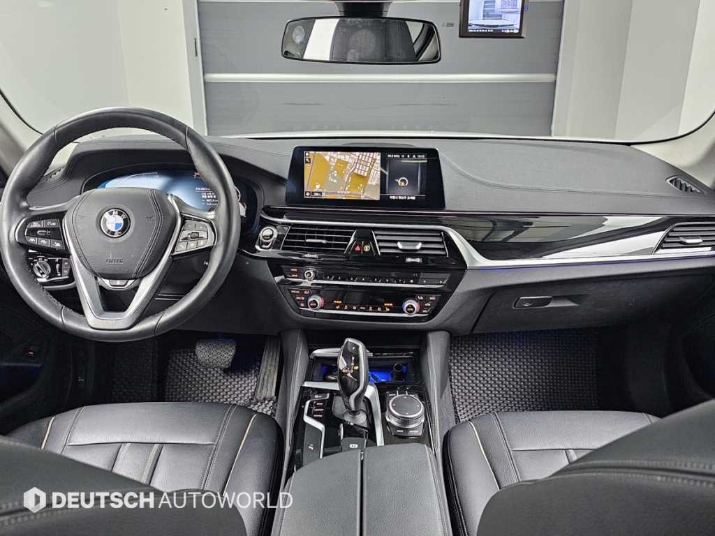 BMW 5 Series - Vista 7