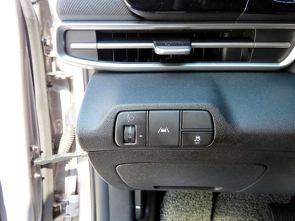 HYUNDAI Avante - Vista 12