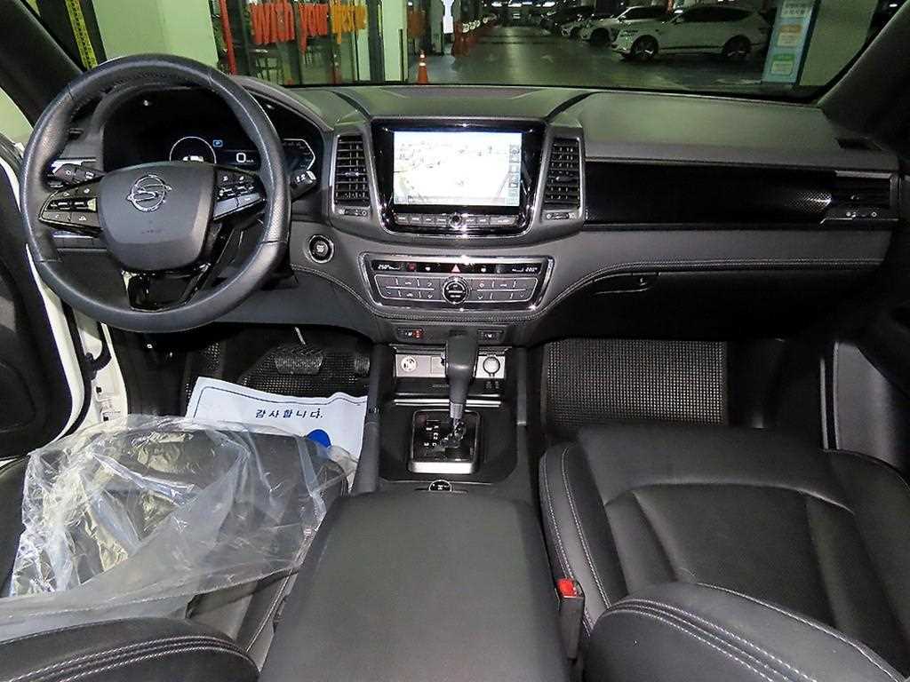 Ssangyong Rexton - Vista 10