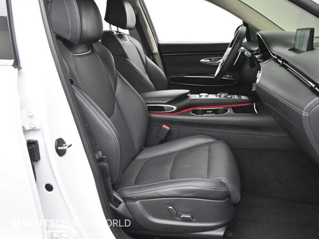 Genesis GV70 - Vista 10