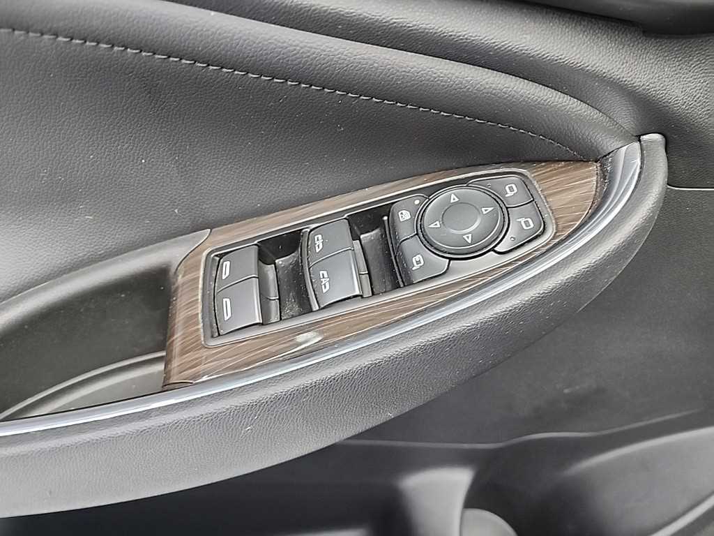 Chevrolet Malibu 2018 Negro - Importación desde Corea - HF Imports Iquique - Foto 17