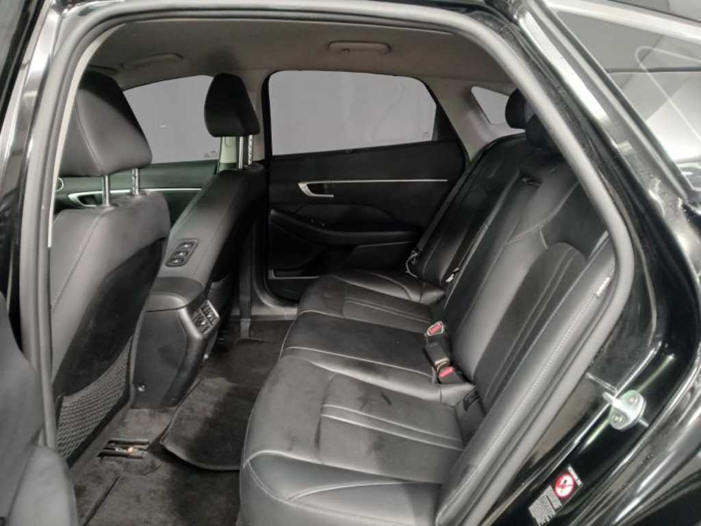 HYUNDAI Sonata - Vista 7