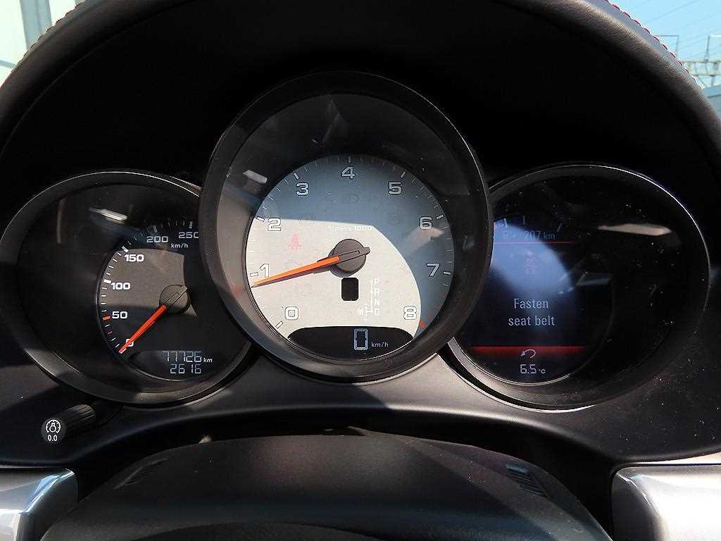 Porsche 718 2017 Blanco - Importación desde Corea - HF Imports Iquique - Foto 13