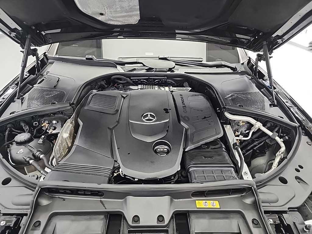 Mercedes Benz S Class - Vista 6