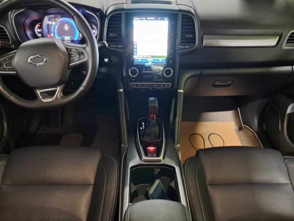 SAMSUNG QM6 - Vista 9