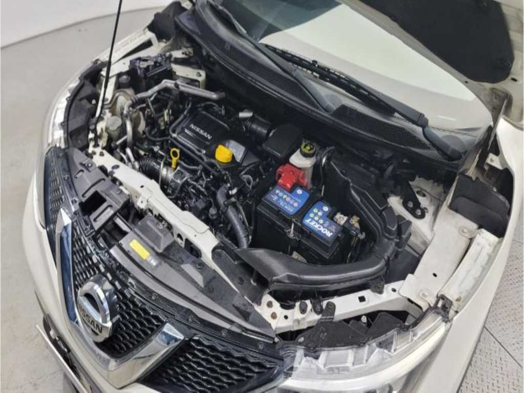 Nissan Cashkai - Vista 8