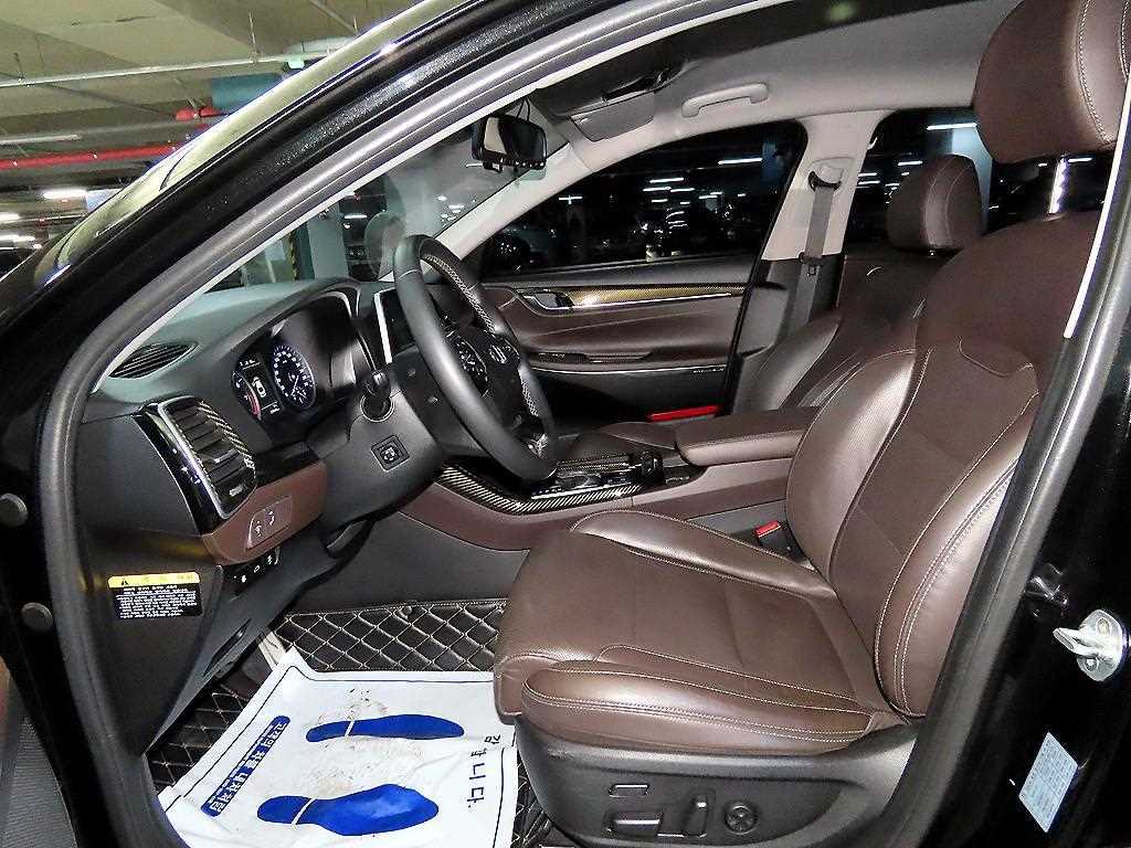 HYUNDAI Grandeur - Vista 6