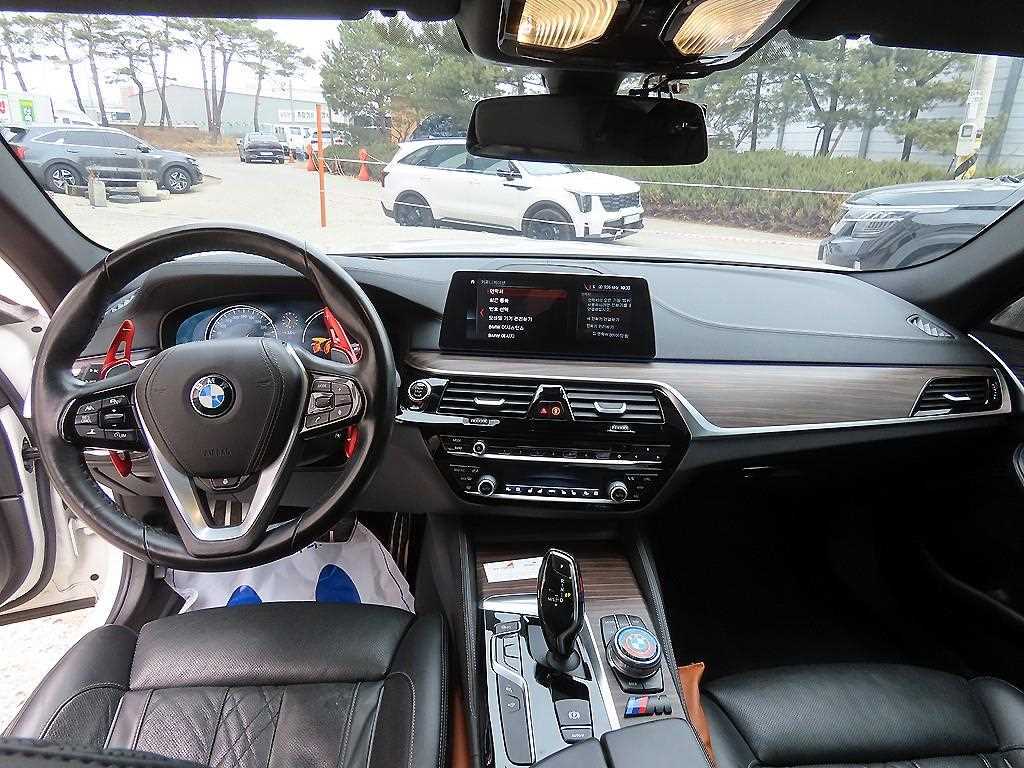 BMW 5 Series - Vista 7