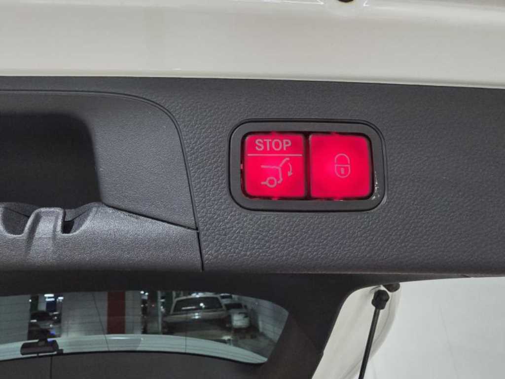 Mercedes Benz GLC Class 2021 Blanco - Importación desde Corea - HF Imports Iquique - Foto 17