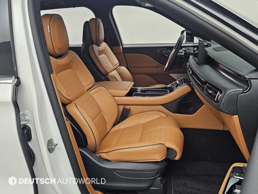 Lincoln Aviator - Vista 10