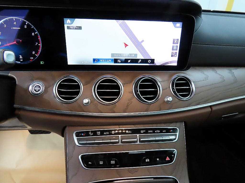 Mercedes Benz E class 2021 Blanco - Importación desde Corea - HF Imports Iquique - Foto 14