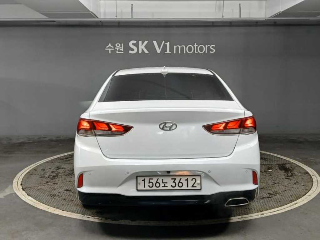 HYUNDAI Sonata - Vista 5