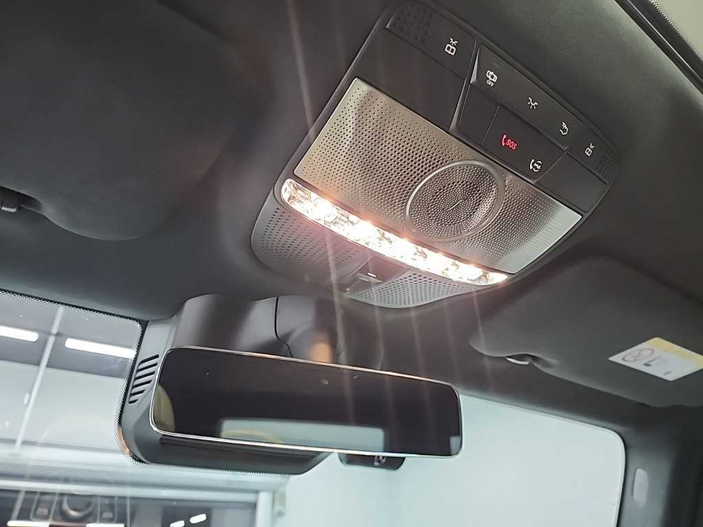 Mercedes Benz G Class (G Wagen) 2024 Blanco - Importación desde Corea - HF Imports Iquique - Foto 18