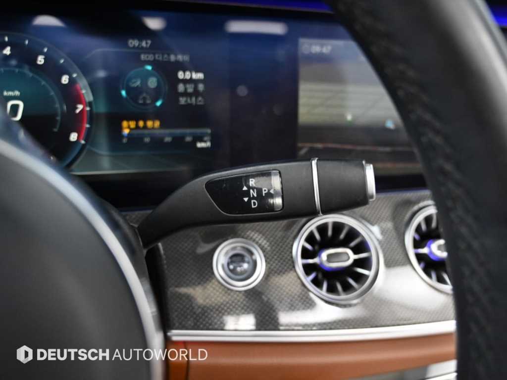 Mercedes Benz E class - Vista 9