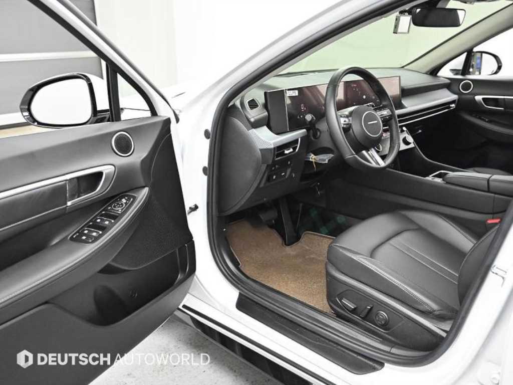 HYUNDAI Sonata - Vista 9