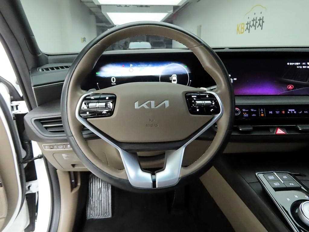 KIA K8 - Vista 6
