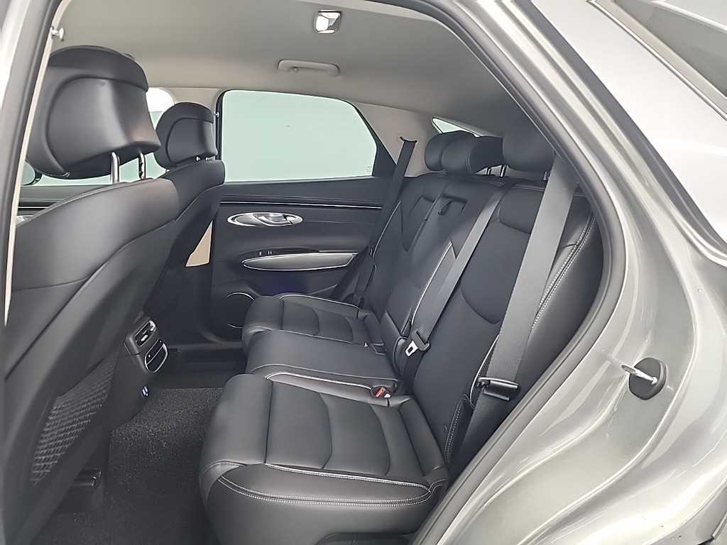 Genesis GV70 - Vista 12