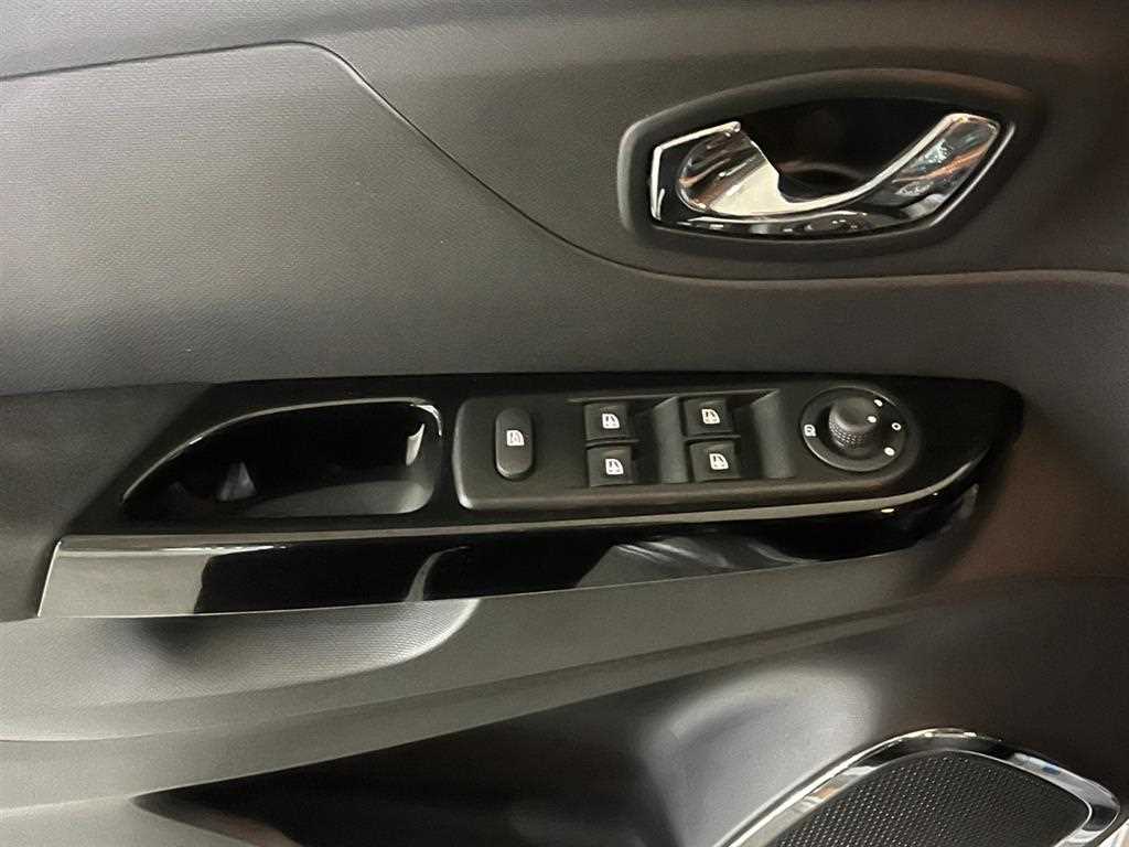 SAMSUNG QM3 2015 Plateado - Importación desde Corea - HF Imports Iquique - Foto 13