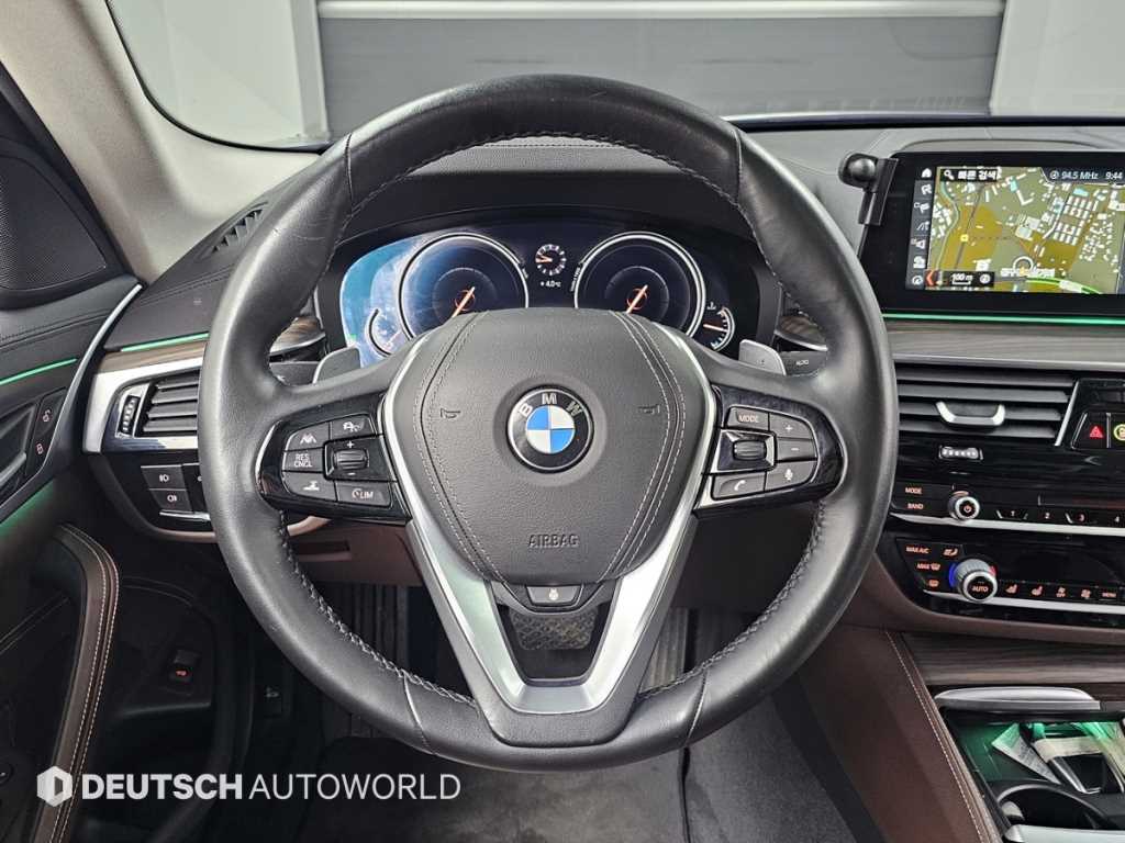 BMW 5 Series 2018 Azul - Importación desde Corea - HF Imports Iquique - Foto 13