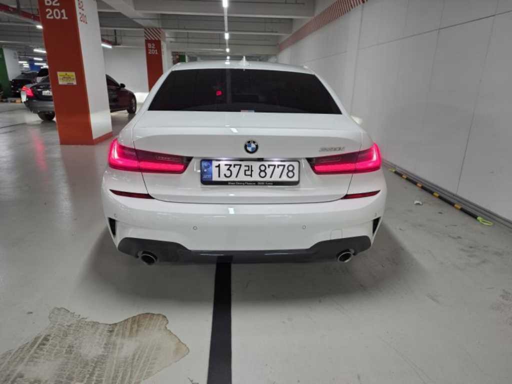 BMW 3 series - Vista 4