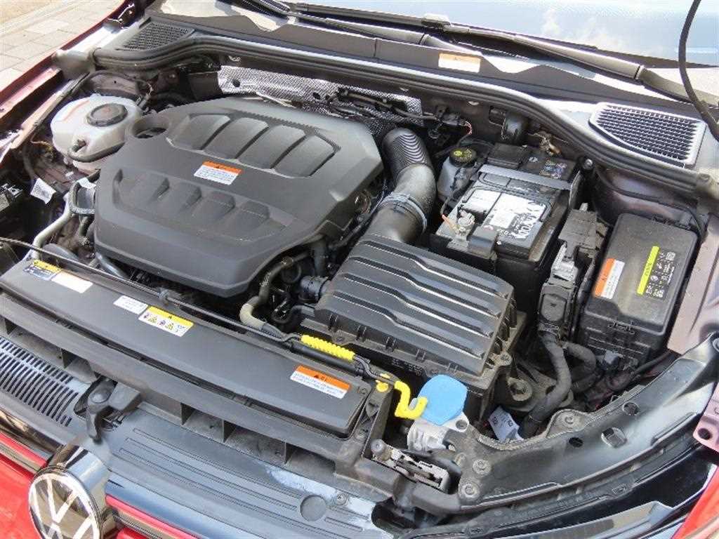 Volkswagen Golf 2024 Rojo - Importación desde Corea - HF Imports Iquique - Foto 20