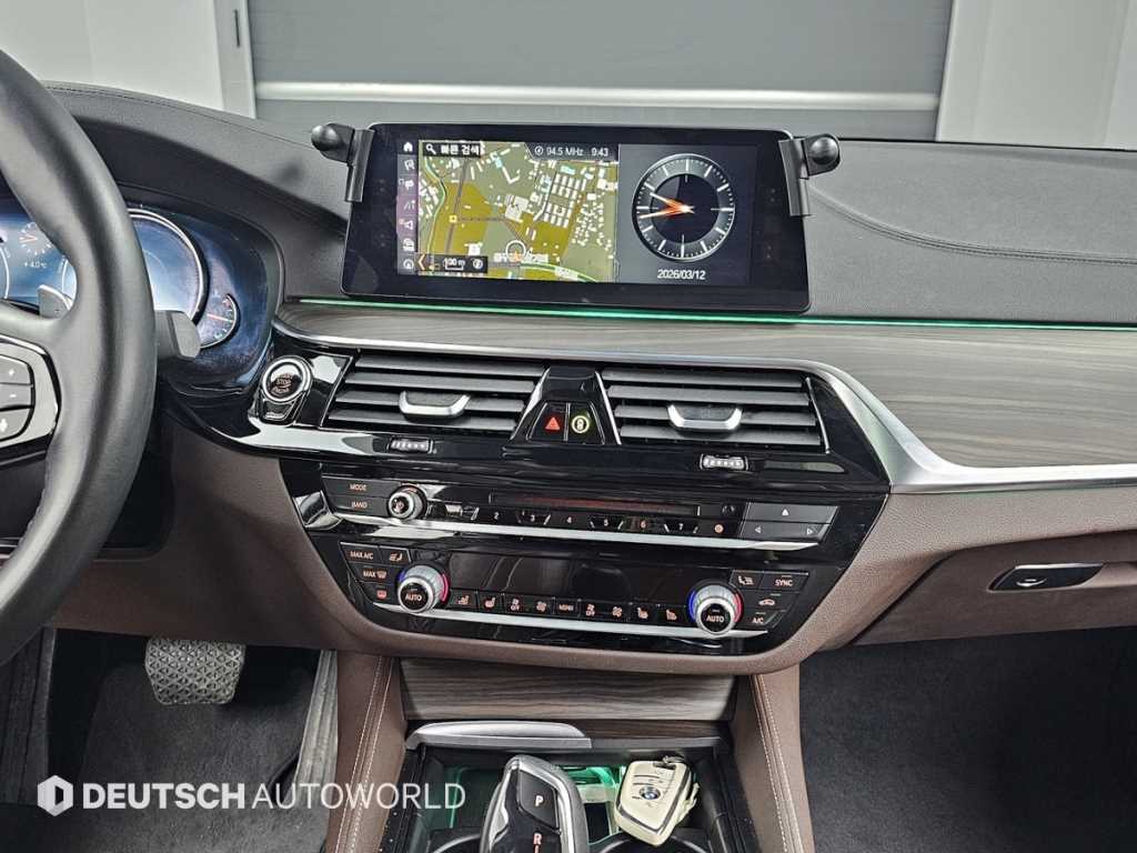 BMW 5 Series 2018 Azul - Importación desde Corea - HF Imports Iquique - Foto 14