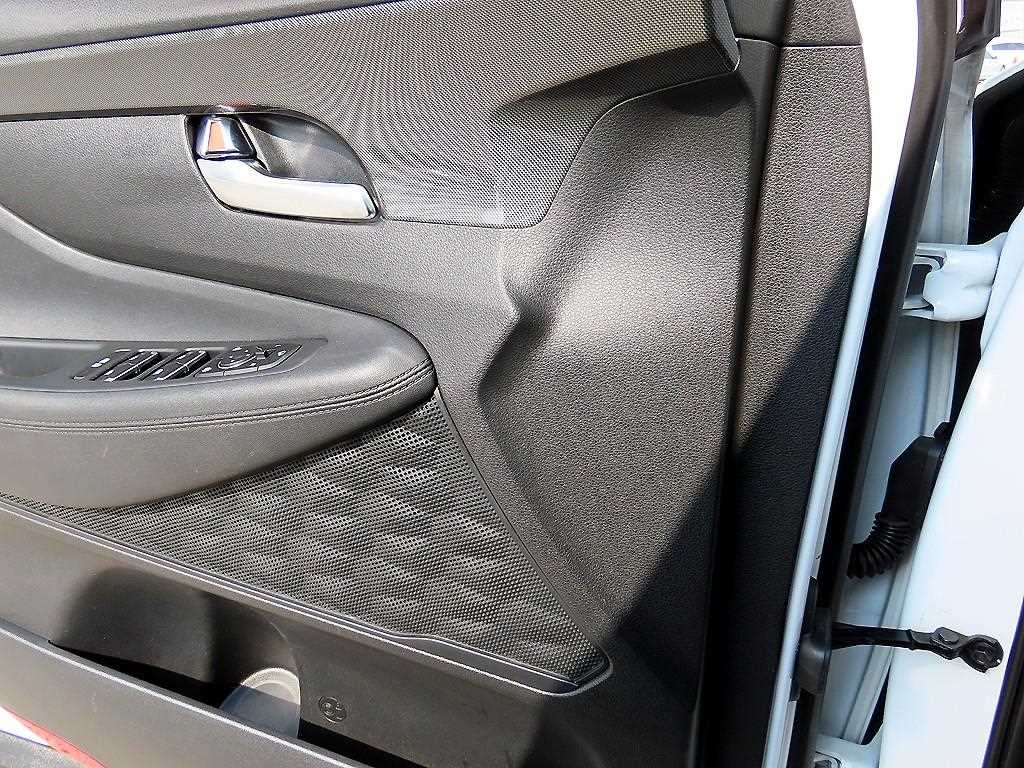 HYUNDAI Santa Fe - Vista 11