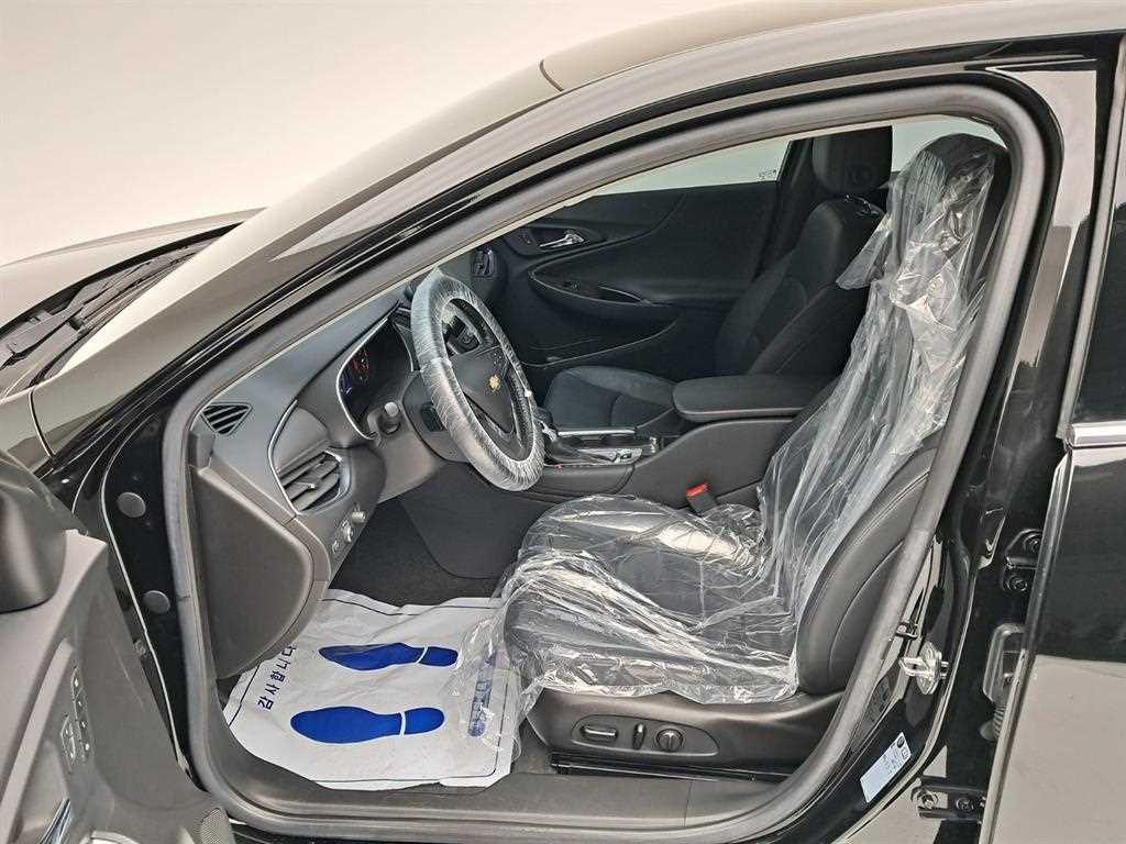 Chevrolet Malibu - Vista 11