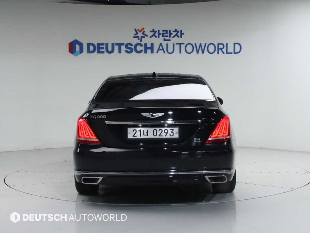 Genesis EQ900 - Vista 4