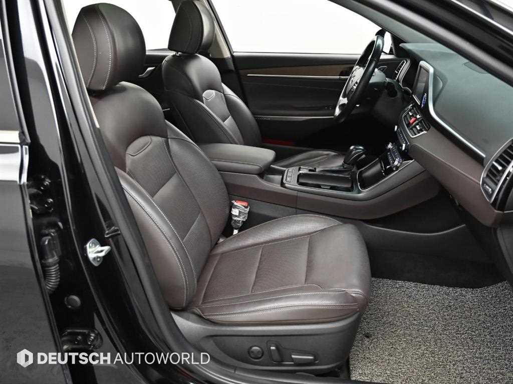 HYUNDAI Grandeur - Vista 10