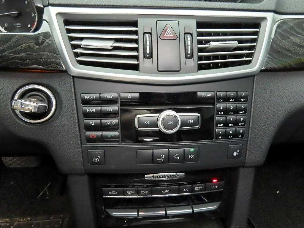 Mercedes Benz E class - Vista 10