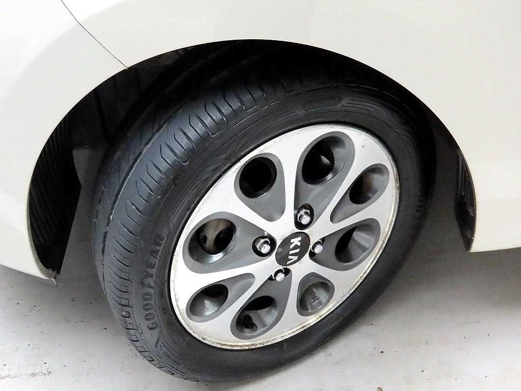 KIA Morning 2012 Blanco - Importación desde Corea - HF Imports Iquique - Foto 19