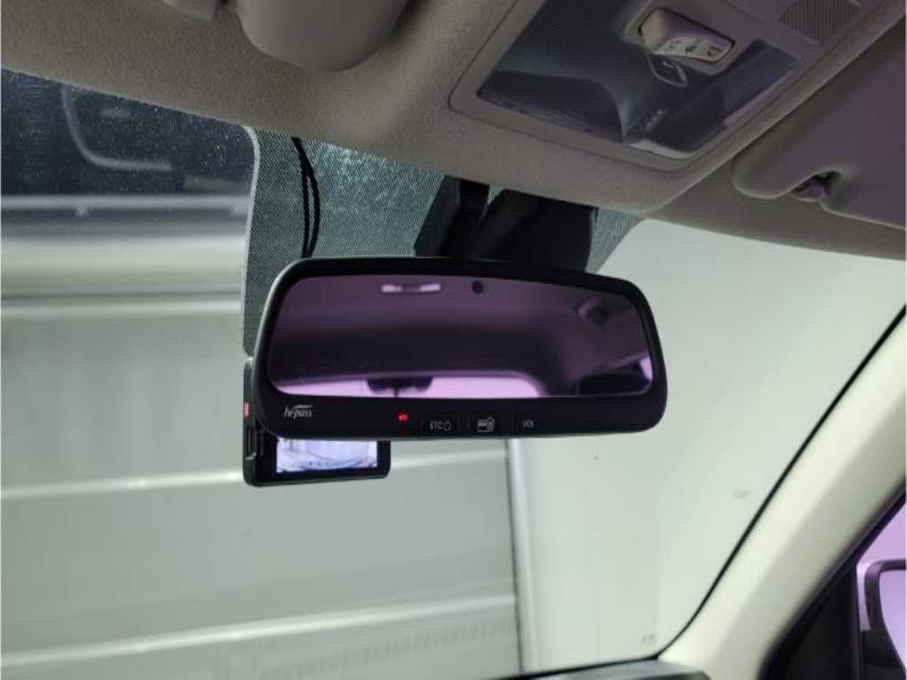 HYUNDAI Venue - Vista 12