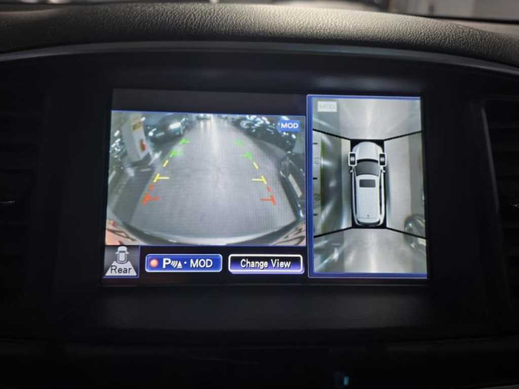 Infiniti QX - Vista 10