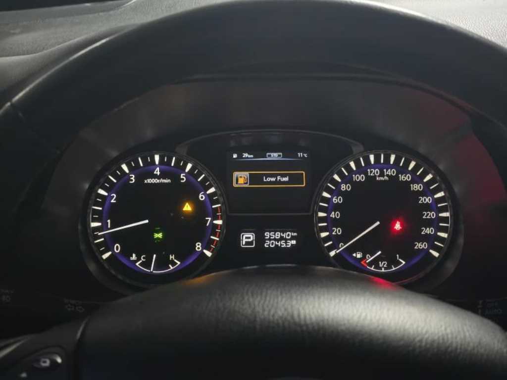 Infiniti QX - Vista 7