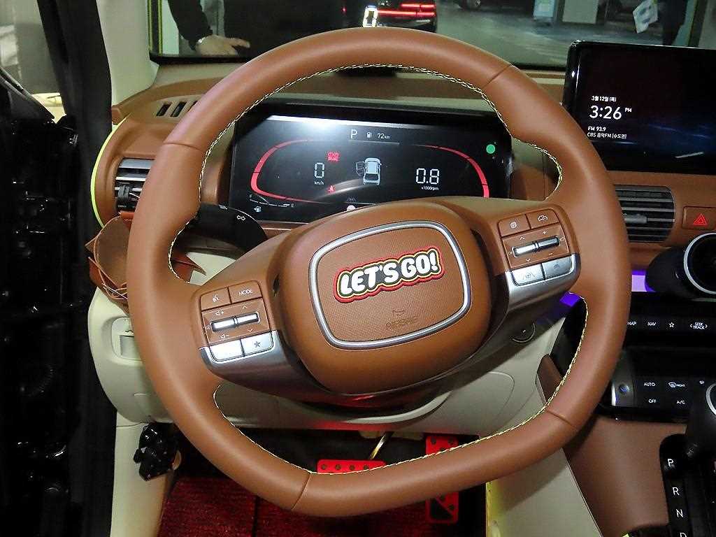 HYUNDAI Casper - Vista 8