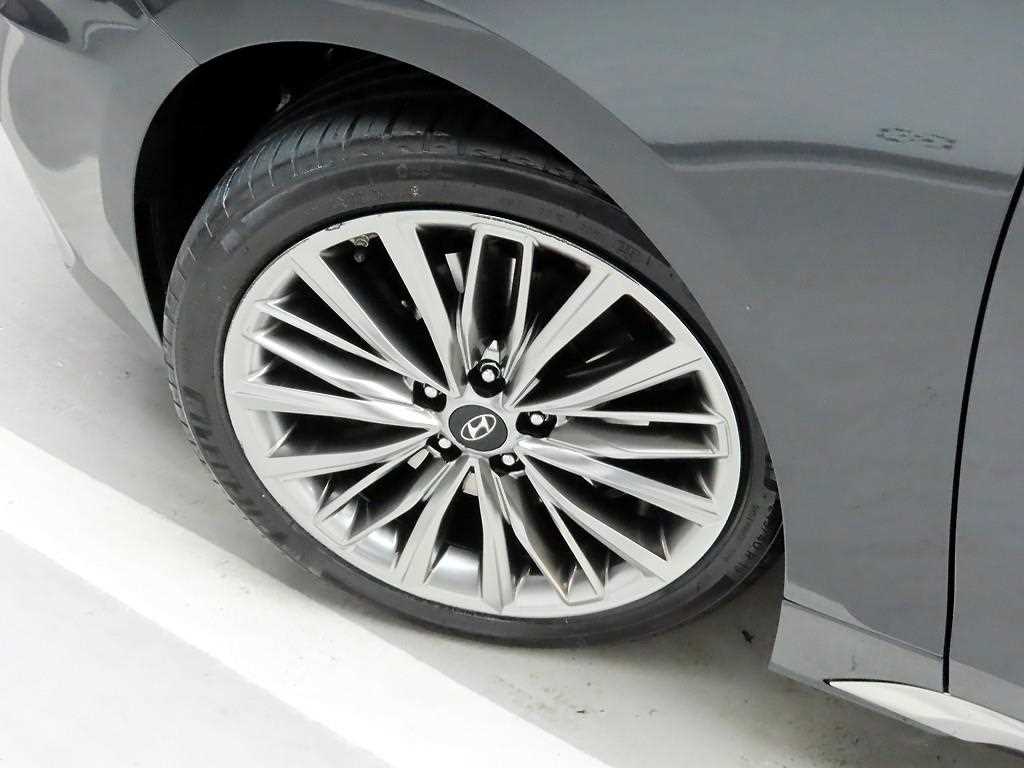 HYUNDAI Grandeur 2018 Gris - Importación desde Corea - HF Imports Iquique - Foto 19