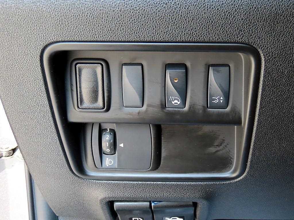 SAMSUNG QM6 - Vista 12