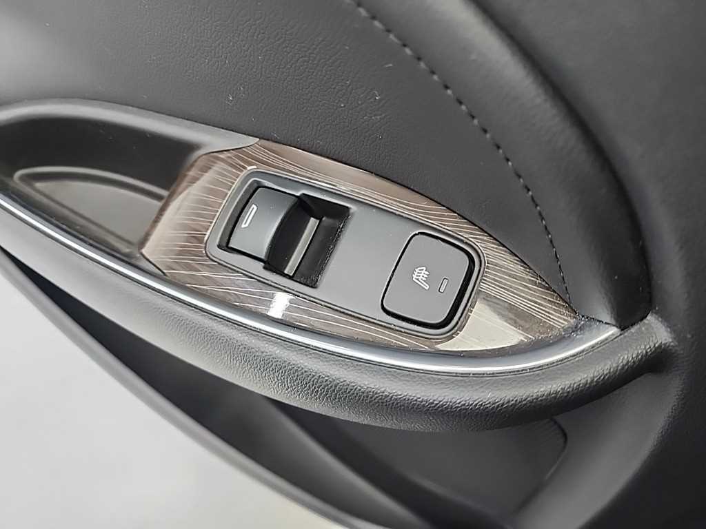 Chevrolet Malibu 2018 Negro - Importación desde Corea - HF Imports Iquique - Foto 14