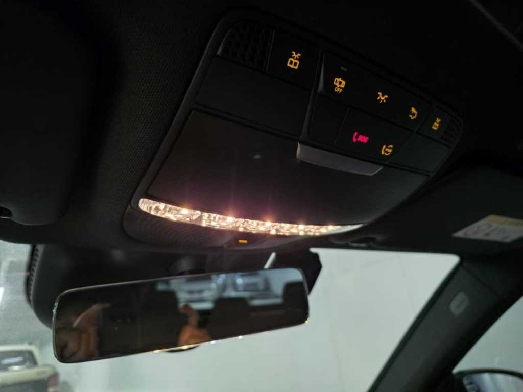 Mercedes Benz GLC Class 2021 Blanco - Importación desde Corea - HF Imports Iquique - Foto 13