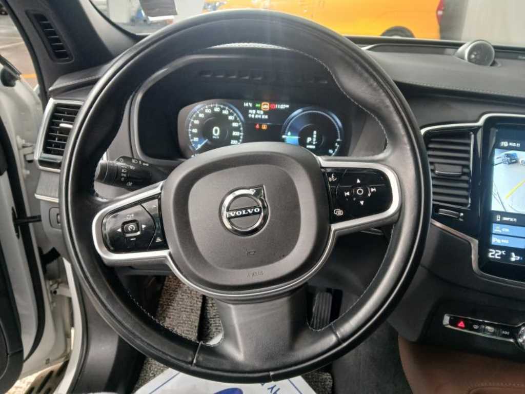 Volvo XC90 - Vista 8