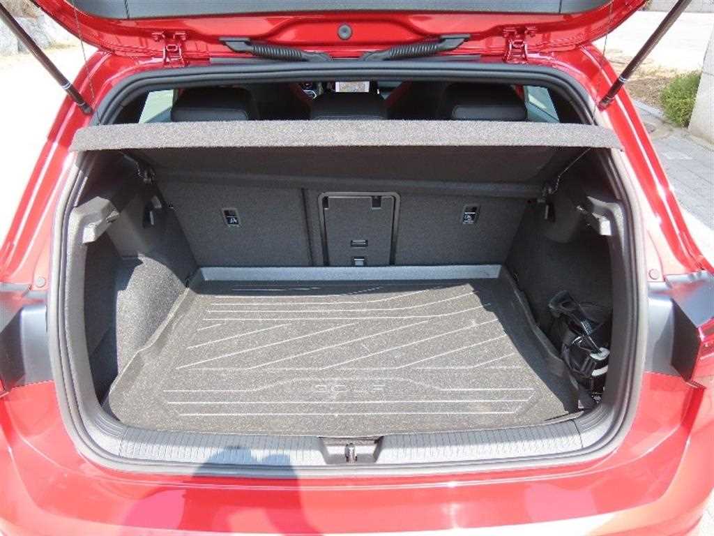 Volkswagen Golf 2024 Rojo - Importación desde Corea - HF Imports Iquique - Foto 18