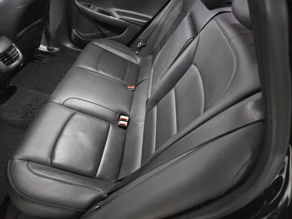 Chevrolet Malibu - Vista 11