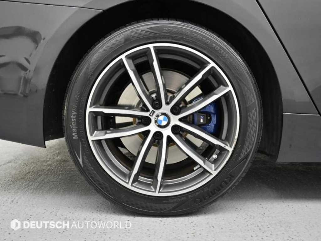 BMW 5 Series - Vista 5
